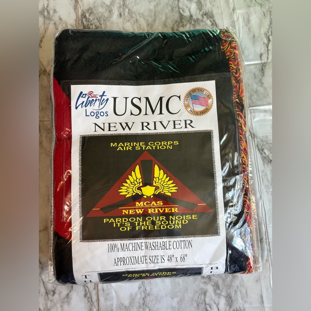New liberty logos USMC new river 48X68 inch throw blanket